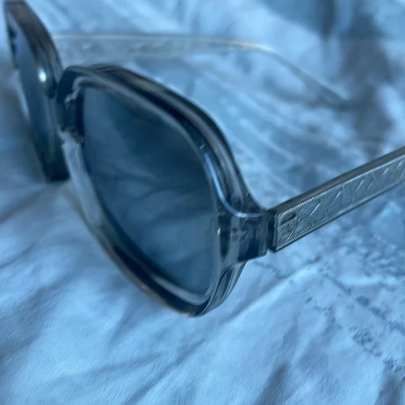Sama Eyewear Karolina sunglasses Onyx with “Ice” lenses